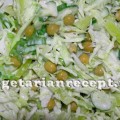 Зеленый салат с горошком