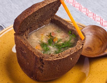 Суп в бородинском хлебе