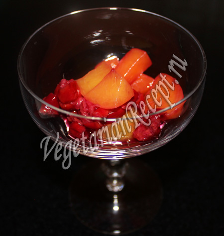 приготовление фруктово-ягодного десерта