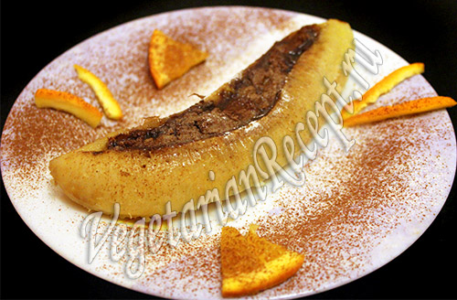 Быстрый десерт из шоколада, банана и цедры апельсина