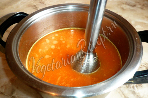 измельчаем овощи в супе