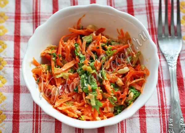 Салат из моркови с кешью